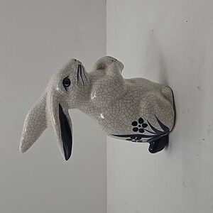 Dedham Pottery / Potting Shed 7 1/2 in. Bunny